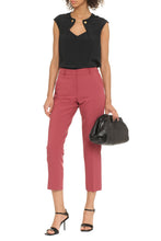 Load image into Gallery viewer, Sleeveless top
