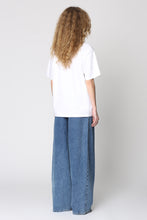 Load image into Gallery viewer, Wide-leg jeans
