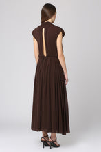 Load image into Gallery viewer, Crepe dress
