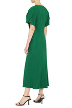 Load image into Gallery viewer, Crepe dress
