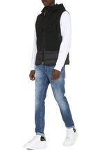 Load image into Gallery viewer, C.P. Shell-R Mixed full zip field vest
