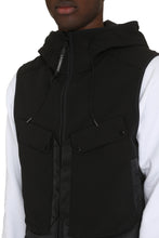 Load image into Gallery viewer, C.P. Shell-R Mixed full zip field vest
