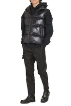 Load image into Gallery viewer, Sumida bodywarmer jacket
