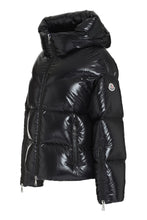 Load image into Gallery viewer, Huppe short down jacket
