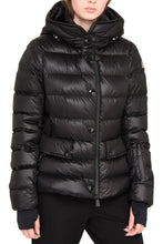 Load image into Gallery viewer, Armonique hooded short down jacket
