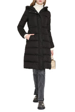 Load image into Gallery viewer, Chondrille long hooded down jacket
