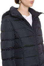 Load image into Gallery viewer, Gie hooded down jacket
