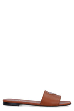 Load image into Gallery viewer, Leather slides
