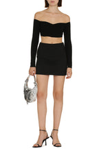 Load image into Gallery viewer, Long sleeve crop top
