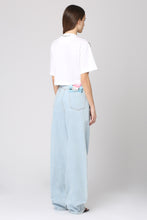 Load image into Gallery viewer, High-rise boyfriend jeans
