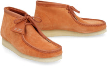 Load image into Gallery viewer, Wallabee suede lace-up shoes
