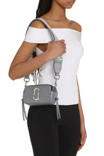 Load image into Gallery viewer, The Snapshot leather camera bag

