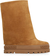 Load image into Gallery viewer, Suede ankle boots
