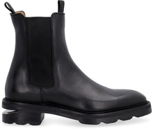 Load image into Gallery viewer, Leather Chelsea boots
