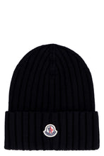Load image into Gallery viewer, Ribbed knit beanie
