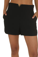 Load image into Gallery viewer, Wool shorts
