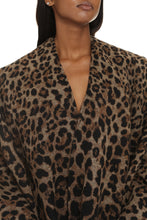 Load image into Gallery viewer, Wool and cashmere cape
