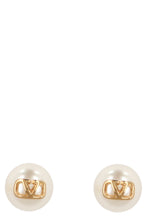 Load image into Gallery viewer, Valentino Garavani - VLogo Signature Pearls earrings
