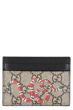 Load image into Gallery viewer, Snake print GG Supreme cardholder
