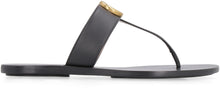 Load image into Gallery viewer, Leather thong-sandals
