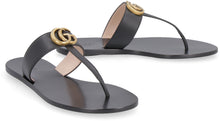 Load image into Gallery viewer, Leather thong-sandals
