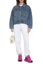 Load image into Gallery viewer, Denim jacket
