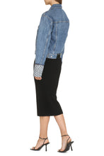 Load image into Gallery viewer, Trucker denim jacket
