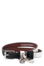 Load image into Gallery viewer, Leather bracelet with medallion and skull
