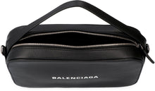 Load image into Gallery viewer, Everyday leather camera bag
