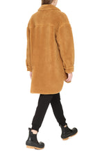 Load image into Gallery viewer, Sabi vegan fur jacket
