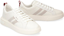 Load image into Gallery viewer, Maxim leather sneakers

