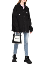 Load image into Gallery viewer, Embroidered denim jacket
