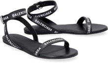Load image into Gallery viewer, Leather flat sandals
