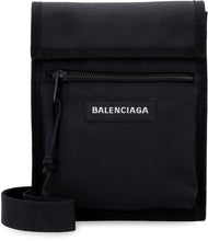 Load image into Gallery viewer, Nylon messenger-bag
