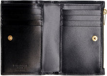 Load image into Gallery viewer, Leather wallet
