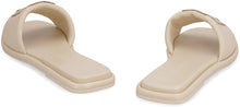 Load image into Gallery viewer, Leather flat sandals

