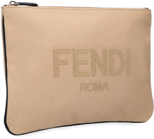 Load image into Gallery viewer, Logo detail flat pouch
