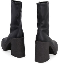 Load image into Gallery viewer, Wedge boots
