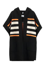 Load image into Gallery viewer, Wool and cashmere blend poncho
