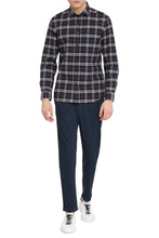 Load image into Gallery viewer, Checked cotton shirt
