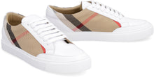 Load image into Gallery viewer, Tartan print sneakers
