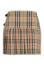 Load image into Gallery viewer, Pleated mini skirt

