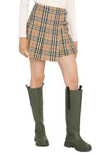 Load image into Gallery viewer, Pleated mini skirt
