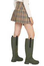 Load image into Gallery viewer, Pleated mini skirt
