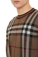 Load image into Gallery viewer, Merino wool crew-neck sweater
