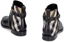 Load image into Gallery viewer, Leather ankle boots
