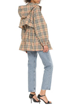 Load image into Gallery viewer, Technical fabric hooded jacket
