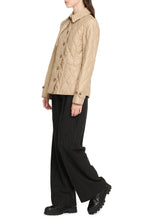 Load image into Gallery viewer, Quilted jacket
