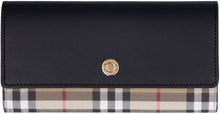 Load image into Gallery viewer, Continental wallet with Vintage check motif

