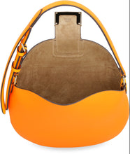 Load image into Gallery viewer, Croissant Small leather shoulder bag
